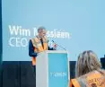 wprowadzenie nowoczesnej prasy do laminowania podłóg