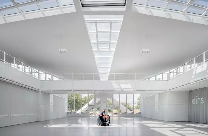 Hyparschale in Magdeburg - interior view 