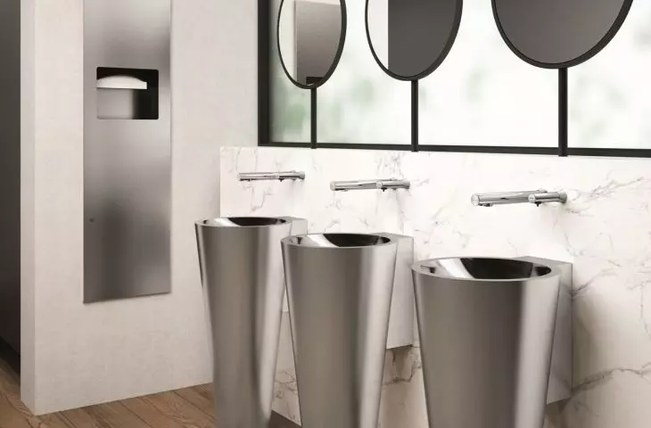 BINOPTIC chrome wall valve and soap dispenser with BAILA washbasin from DELABIE