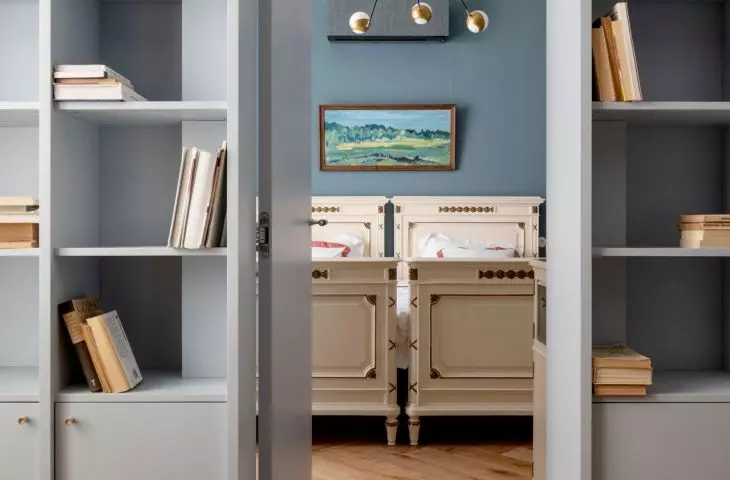 The bedroom set was inherited by the investors