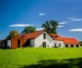 Rewaloryzacja zabytkowego folwarku w Chorowicach, proj.: Karpiel Steindel Architektura
