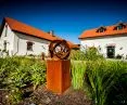 Rewaloryzacja zabytkowego folwarku w Chorowicach, proj.: Karpiel Steindel Architektura