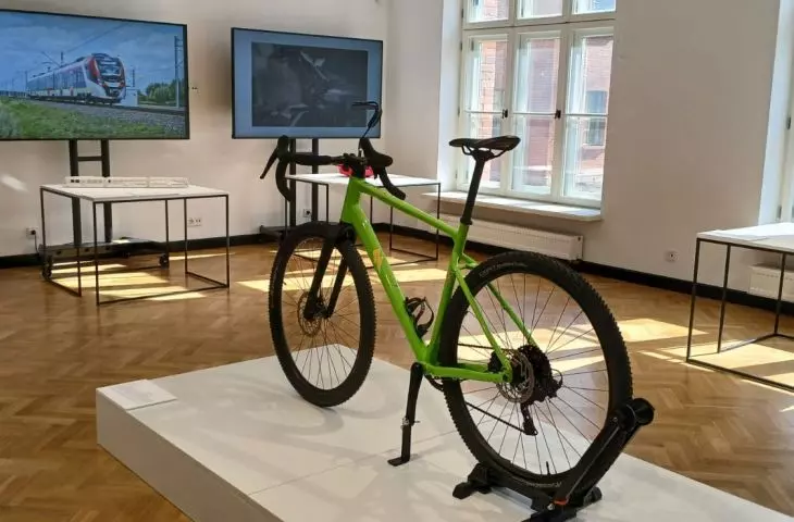 proj.: Rafał Filipek i Renata Wites-Krzyżanowska - wystawa Design/Przestrzeń/Technologie