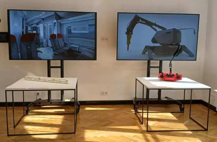 proj.: Tomasz Niemiec i Piotr Stocki - wystawa Design/Przestrzeń/Technologie