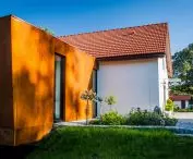Rewaloryzacja zabytkowego folwarku w Chorowicach, proj.: Karpiel Steindel Architektura