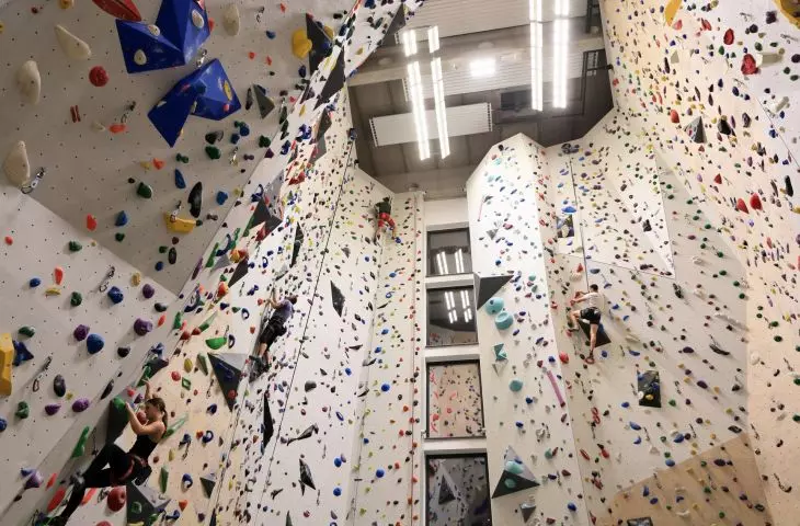 Climbing center