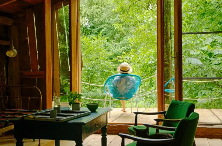 Bird Radio Brzozów - summer lounge in the barn