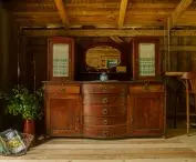 Bird Radio Brzozow - sideboard in the barn