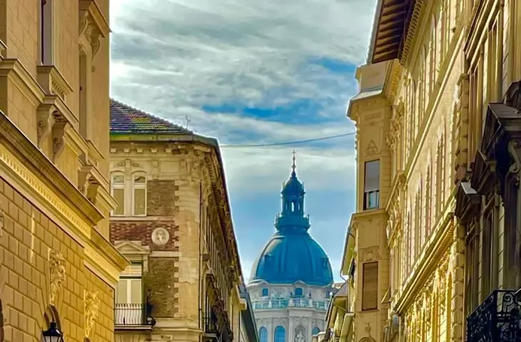 Budapeszt - Widok na katedrę św. Stefana