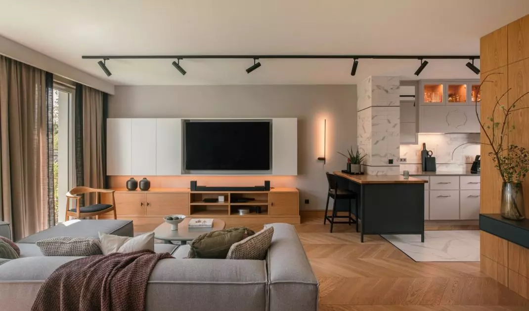 White recess lets you hide your TV