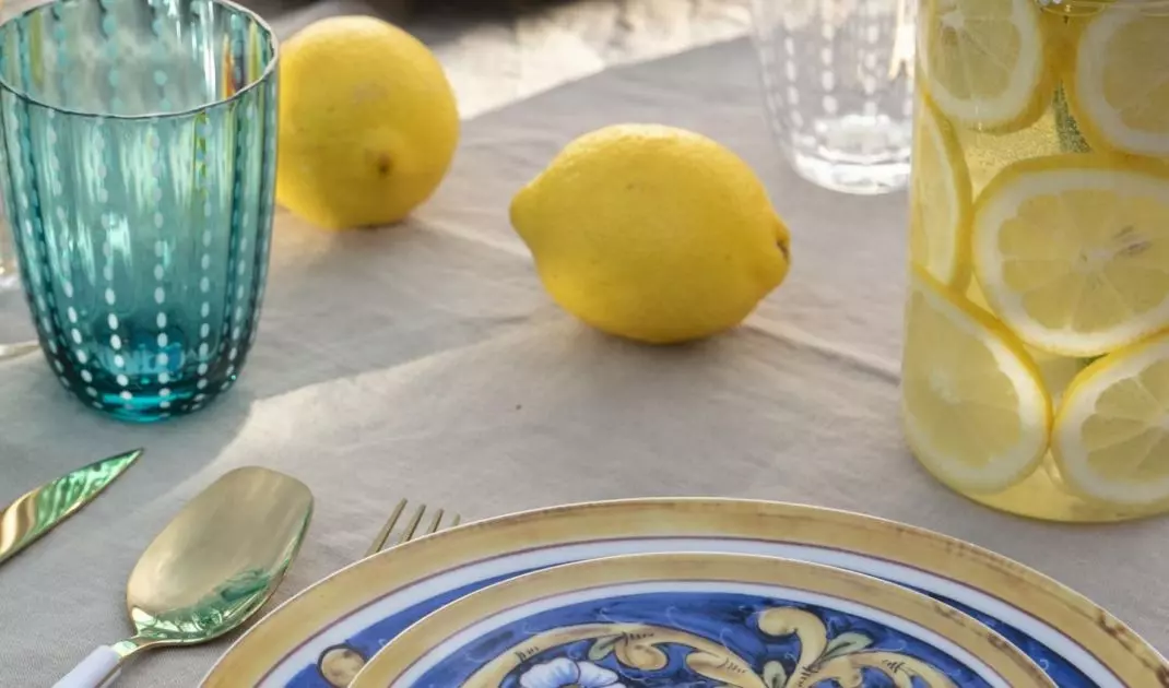 Such an arrangement is a true tribute to the Italian lifestyle