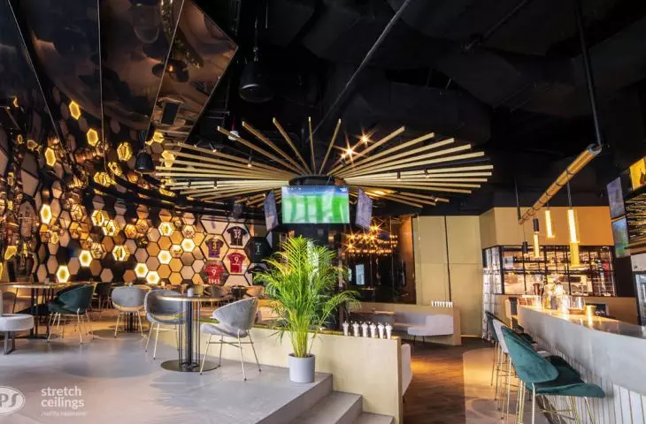 Sufity lustrzane, restauracja, Katowice