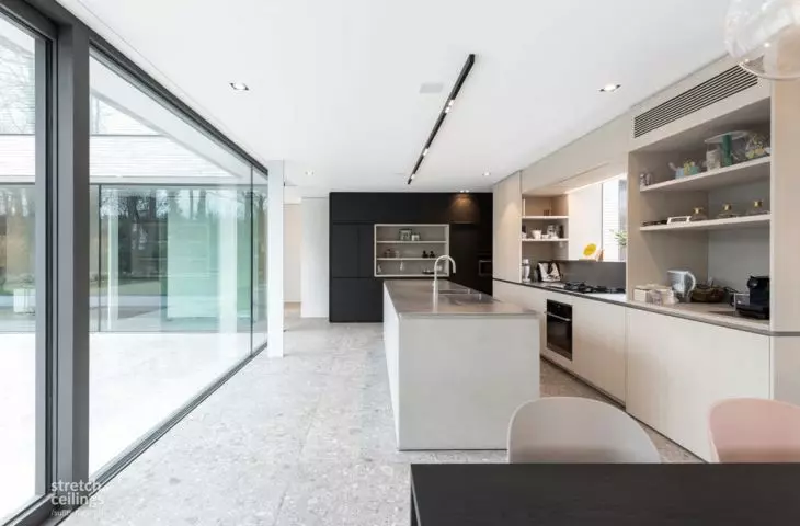 Stretched ceiling - kitchen inspiration