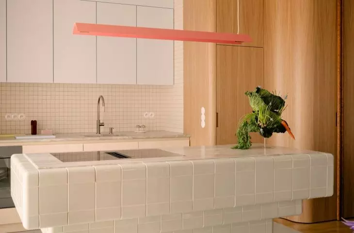The original island gives the interior a Mediterranean feel 