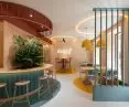 what builds the interior are juicy colors and bagel-like geometric shapes