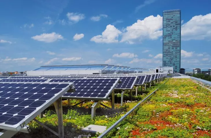 Dach biosolarny w Monachium