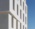 The key element of the office building is the massive shell of the building, which consists of 38-centimeter load-bearing masonry and a 38-centimeter layer of insulating bricks