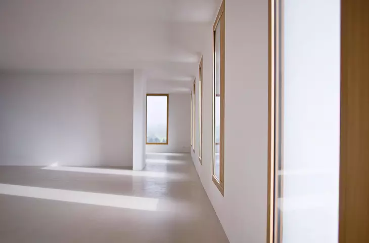 The architects at Baumschlager Eberle treat the block as an object with plastic potential, in which every detail - from the proportions to the texture of the materials - has significance