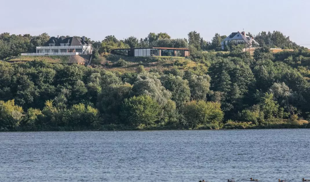 Widok na dom od strony Wisły