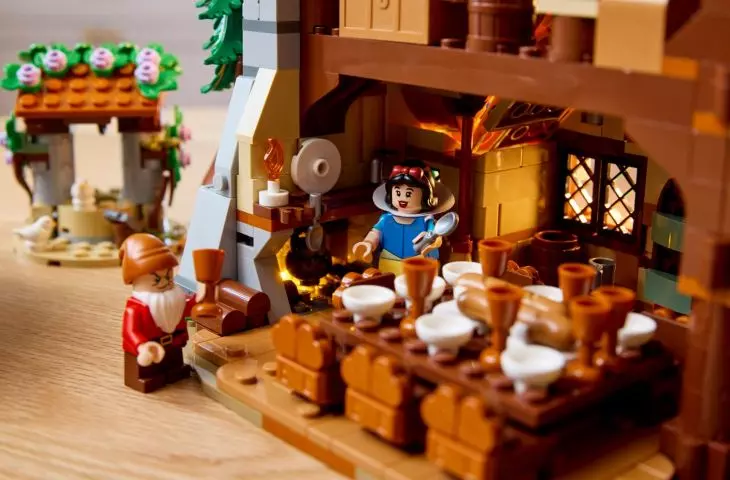 The set includes a kitchen with a hearth with a glowing block