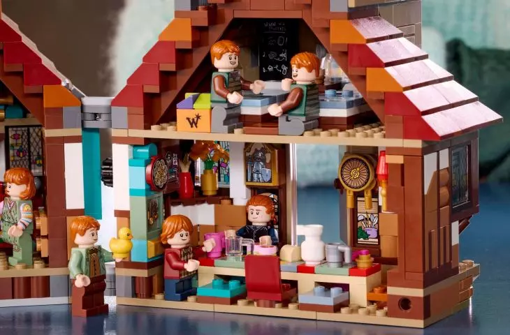 Inside the Weasley family's home, among other things, is a kitchen with self-washing pots