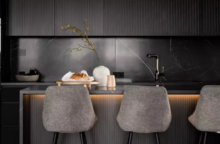 The apartment at the Royal Baths is dominated by black 