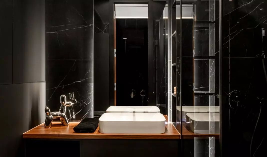 Czarny apartament przy Łazienkach Królewskich