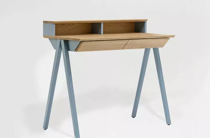Desk vogel S