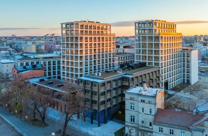 architekci chcieli, aby dotychczas odgrodzony fragment miasta stał się jego częścią