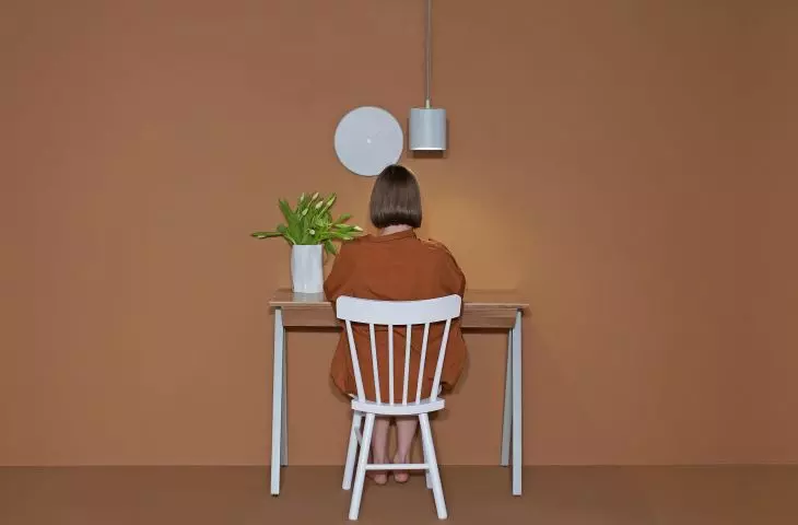 Desk vogel S