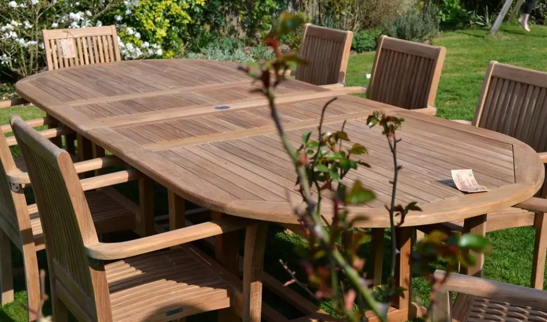 Maintenance of wooden garden furniture is a process that ensures its longevity and beautiful appearance