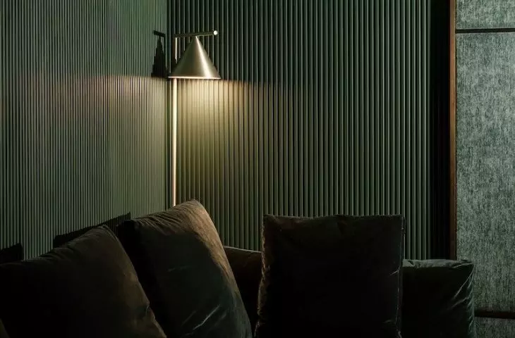 The cinema hall was decorated in shades of green