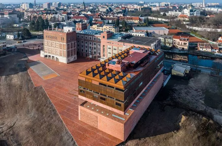 Revitalization of the Automatic Mills in Pardubice