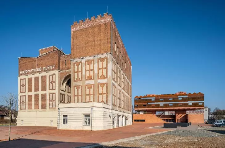 Revitalization of the Automatic Mills in Pardubice