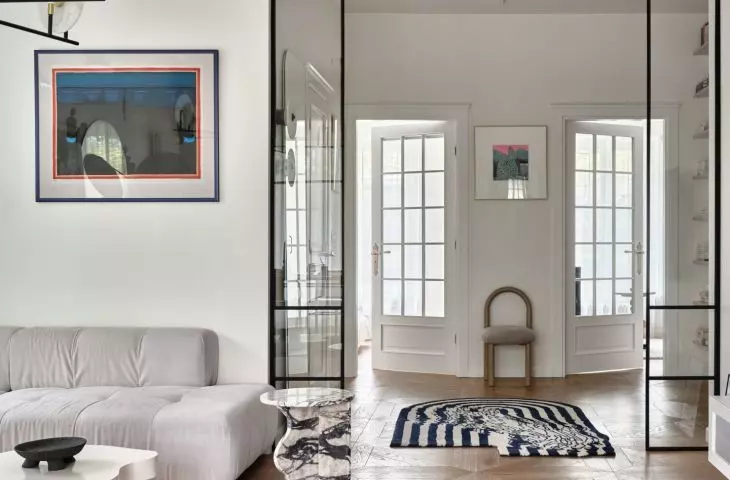 Interior inspired by Parisian mansions