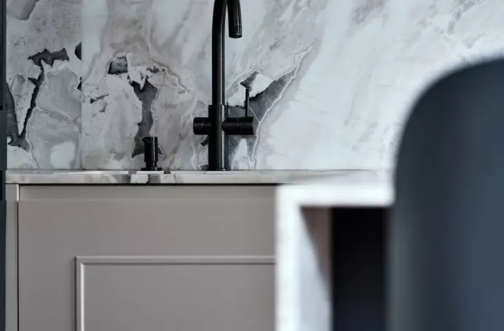 Interior inspired by Parisian mansions