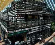 Biblioteka w Spijkenisse, Holandia