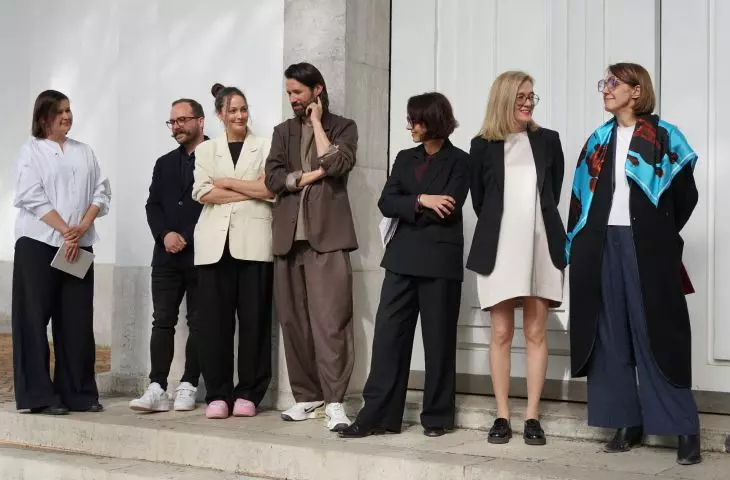 twórcy wystawy i Hanna Wróblewska, Ministra Kultury i Dziedzictwa Narodowego