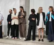 twórcy wystawy i Hanna Wróblewska, Ministra Kultury i Dziedzictwa Narodowego