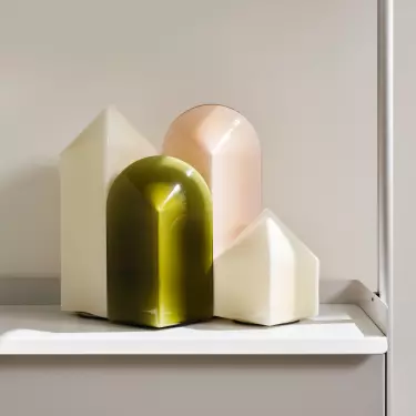 Adding personal touches such as paintings, photographs, travel mementos or unique accessories will help create a space that is unique and full of character