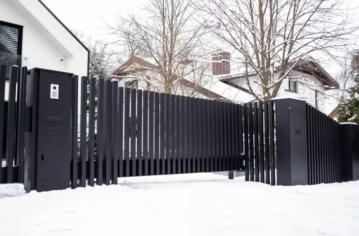 aluminum comb fence