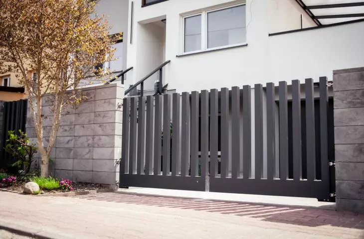 aluminum comb fence