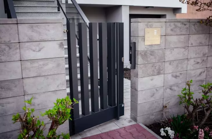 aluminum comb fence