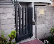 aluminiowe ogrodzenie grzebieniowe