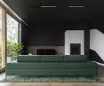 Komfortowe wnętrze - minimalistyczny salon 