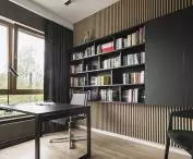 Comfortable interior - original bookcase 