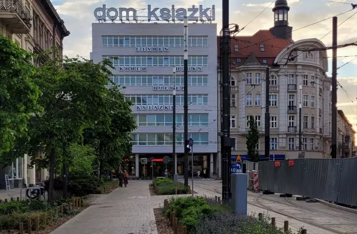 House of Books in Poznan, Gwarna Street