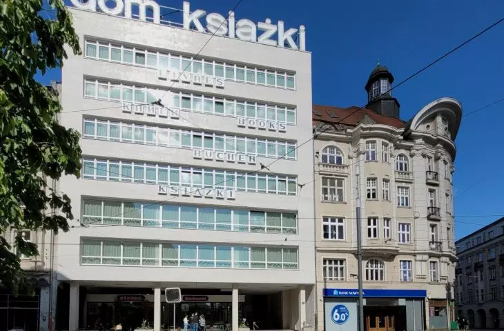 House of Books in Poznan, Gwarna Street