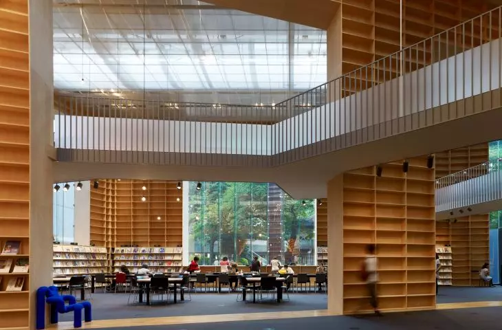 Biblioteka przy Akademii Sztuk Pięknych Musashino
