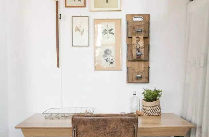 Desk vogel M